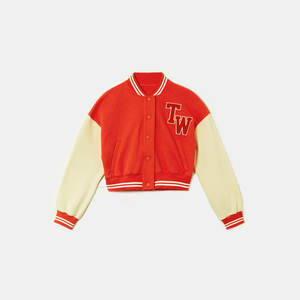 Chaqueta Universitaria de Algodón con Diseño Personalizado OEM, Chaqueta Corta de Cuero para Mujer, Estilo Chaqueta Universitaria al por Mayor - Product Image 5