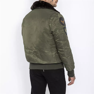 แจ็คเก็ตเลตเตอร์แมนแบบสั่งทำพิเศษสำหรับทุกเพศ คุณภาพสูง สำหรับฤดูหนาว กันน้ำ สไตล์เบสบอล บอมเบอร์ ปักด้วยไหมเชนิลล์ กระดุมผ้าซาติน ผ้าขนแกะฟอก - Product Image 6