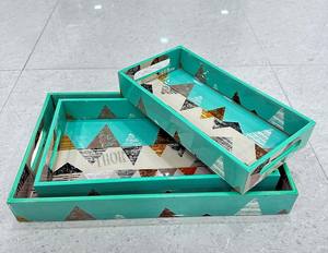 Plateaux de service imbriqués en bois Plateaux en bois de forme rectangulaire pour la cuisine Petit-déjeuner Ensemble de 3 - Product Image 3