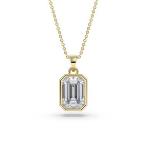 Colgante solitario con diamante de corte esmeralda horizontal de 0.30 ct, cultivado en laboratorio, con engaste de bisel en platino, para bodas y fiestas. - Product Image 2