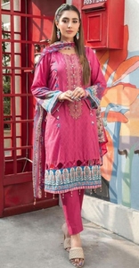 Traditional <b>Pakistani</b> <b>Dresses</b> for <b>Eid</b> Festive <b>Pakistani</b> Attire with Cultural Motifs Best Wholesale Price - Product Image 2