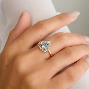 แหวนเพชรสีทอง18K สวยคุณภาพสูงประดับด้วยพลอยสีทองหลายล้านล้านชิ้นจากธรรมชาติ - Product Image 2