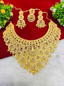 Collier unisexe de luxe plaqué or 24 carats d'un gramme avec motif floral - Cadeau - Product Image 2