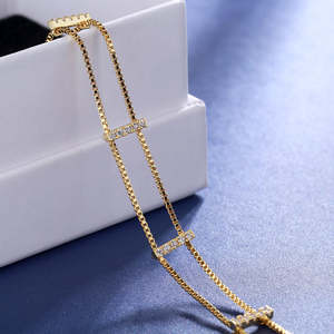 Bracciale in Oro 18K a Doppio Strato con Cristalli, Eleganti Braccialetti dal Tocco Lussuoso - Product Image 3