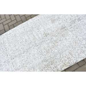 Tapis turc 3,7x7 pieds, tapis vintage, tapis à bordures blanches et grises - Product Image 5