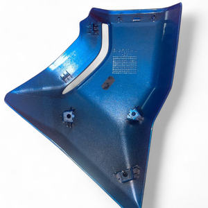 Protector Inferior Derecho Original Yamaha para 700 World Raid 2022 y 2024 Hecho de Plástico - Product Image 2