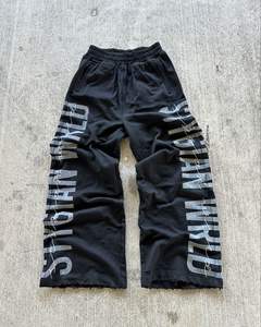 Pantalones de algodón 2025 para hombre de la temporada de verano 100%, pantalones ligeros de pierna ancha con lado acampanado, estampado multicolor, venta al por mayor - Product Image 1