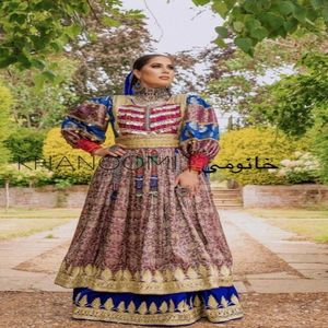 Vestido Indio de Alta Calidad para Mujer, Salwar Kameez de Seda, Precio al por Mayor, Suministro Directo de Fábrica, Nuevo, Último Modelo, Hecho a Mano con Monedas - Product Image 2