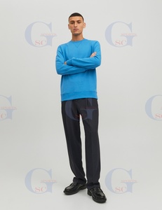 เสื้อสเวตเตอร์คอกลมแขนยาวผ้าคอตตอนสีเดียวพิมพ์โลโก้ได้ตามต้องการสำหรับฤดูหนาว - Product Image 5