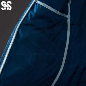 Gilet d'équitation premium sans manches, veste d'équitation matelassée légère en polyester/nylon, options personnalisées pour - Product Image 4