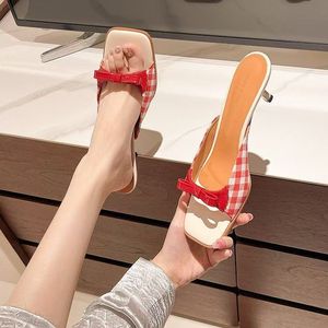 Tendance 2026 : Mules à talon chaton pour femme, style élégant, à bout carré, à talon chaton, à nœud en gingham rouge et à talon ouvert - Product Image 5