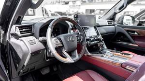 Lexus LX600 Signature 2026 Usato/Nuovo SUV di Lusso a Benzina con Sedili in Pelle, Tetto Apribile, 7 Posti |   Pronto per l'esportazione - Product Image 2