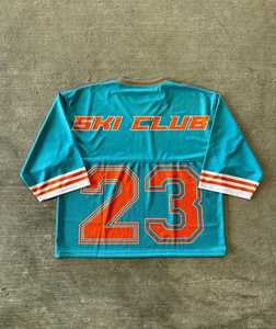 โซ่คล้องคอสำหรับผู้ชายเสื้อตาข่ายฟุตบอลแบบกำหนดเองได้สไตล์อเมริกัน - Product Image 3