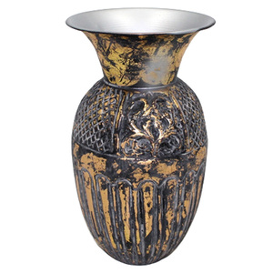 Vase à fleurs en métal design de luxe feuille d'or avec pot de fleur en fer de couleur grise pour la décoration de maison et de mariage à la main - Product Image 1