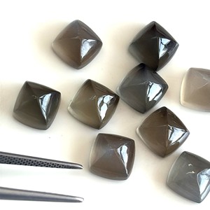 Natural 8mm Grey Moonstone Sugar Loaf Cabochon-Calidad AAA Calidad Superior - Product Image 5