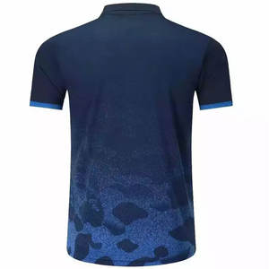 Camiseta de Manga Corta para Hombre de Alta Calidad, Nuevo Diseño, Antiarrugas, Transpirable, Estampado Sólido, Profesional, MOQ Bajo, 100% Algodón - Product Image 3