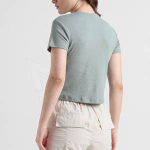 เสื้อครอปผู้หญิงสําหรับขายโลโก้ที่กําหนดเองผู้หญิงระบายอากาศเสื้อครอปเสื้อยืดผ้าฝ้ายเสื้อยืดสําหรับผู้หญิง - Product Image 3