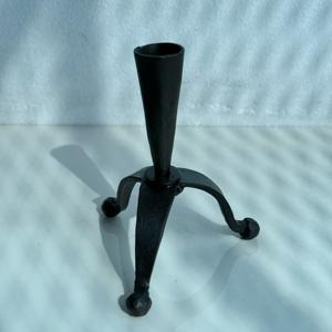 Candelabro de Hierro Forjado a Mano con Diseño de Pata, Soporte para Velas de Metal, Venta Caliente, Hecho en India por R B Overseas - Product Image 2