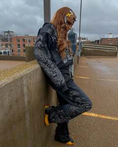 Streetwear Personnalisé Full Rhinestone Zip up Acid Wash Sweat-shirt Premium Quality Rhinestone Boxy Cropped Hoodies Set Men - Product Image 6