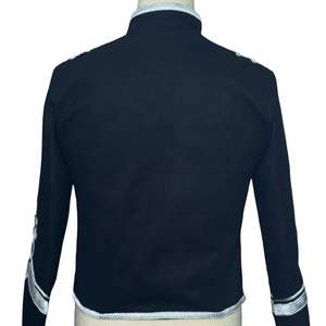 C'est une veste de parade de tambour de l'unité Steampunk Hussar Napoléon, généralement disponible en noir et argent. - Product Image 6