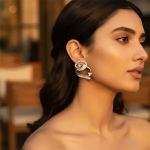 Pendentif en zircone cubique argenté au design moderne avec placage rhodium, pendentifs en or rose pour femmes, bijoux à motif numérique - Product Image 2