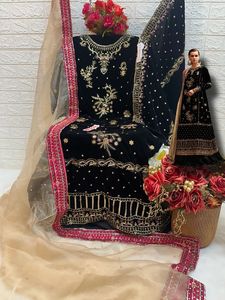 Derniers modèles indiens traditionnels modernes Collection spéciale hiver Costume Salwar Kameez en velours avec broderie - Product Image 3