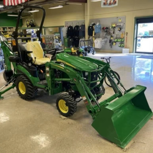 Cortacésped a gasolina de 2 tiempos John Deere Industrial DIY - Potente tractor cortacésped con control remoto John Deere Industrial - Product Image 1