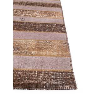 พรมขนสัตว์ถักมือลายทางสีเบจ-น้ำตาล รุ่น Pae-3508 สำหรับบ้าน รถยนต์ รูปทรงสี่เหลี่ยมผืนผ้า เหมาะสำหรับห้องนั่งเล่นและทางเดิน - Product Image 4