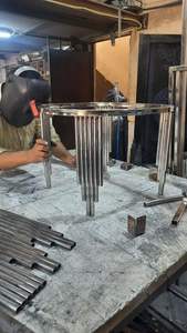 Solutions pour petits espaces Décoration industrielle sur mesure Finitions et coloris sur mesure Meubles en métal Services de design - Product Image 5