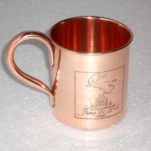 Mug en cuivre au design antique, de haute qualité, en cuivre pur, moderne, exportable, tasse Moscow Mule en métal, écologique, personnalisable avec logo - Product Image 4