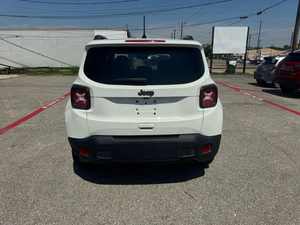 Jeep Renegade 2021 bien entretenue et propre - Product Image 6