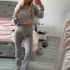 เสื้อครอปท็อปผู้หญิงแบบขายส่ง ชุดวอร์มขาบาน ราคาโรงงาน เสื้อครอปท็อปผู้หญิงแบบขายส่ง ชุดวอร์มขาบาน - Product Image 4