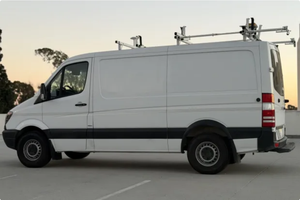 Vehículo Usado a Precio Accesible - Volante a la Izquierda |   Volante a la derecha |   Mercedes-Benz Sprinter 2500 de 2013 - Product Image 2