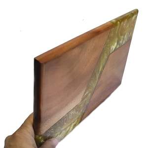 เขียงทำจากเรซินและไม้สำหรับหั่นผักหรือเนื้อสัตว์และชีส - Product Image 3