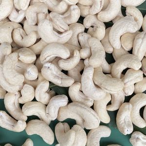 Manufacturing Organic Dry <b>Nuts</b> Cashew W240 Commercial Quality Santigo Vietnam Factory Wholesale Exported To Eu, Middle East - Product Image 1