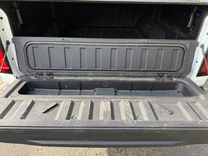 จีเอ็มซี แคนยอน เอที4 เทอร์โบ 4 สูบ ปี 2024 ระบบขับเคลื่อน 4 ล้อ พร้อมระบบล็อคเฟืองท้าย - Product Image 3