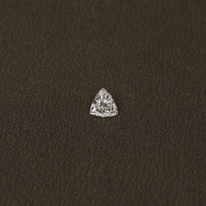 0,75 CT Trillion Cut Lab Grown Diamond CVD EF Color Lab Creado Piedra suelta Excelente corte Fabricación de joyería especial para anillo de mujer - Product Image 1