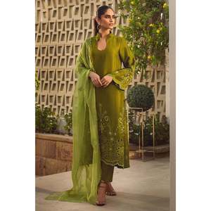 Ensemble chemise et dupatta en mousseline Estelle pour le printemps/été - Product Image 1