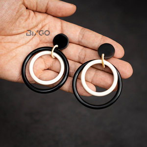 Vietnam Handcrafted Vintage <b>Earrings</b> Best Selling 4mm & 5mm Studs on White <b>Chain</b> Custom Wholesale Fashion Accessories - Product Image 3
