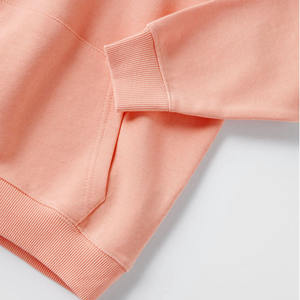 เสื้อมีฮู้ดแบบสวมหัวสำหรับเด็กผู้ชายสีทึบมีฮู้ดคอตตอนโพลีเอสเตอร์ระบายอากาศได้ผ้าฟลีซยืดหยุ่น - Product Image 3