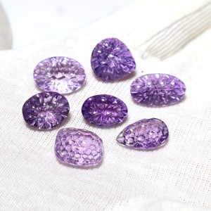 พลอยอะมีทิสต์ธรรมชาติ 30 กะรัต รูปทรงรังผึ้งแบบคาโบชอง คุณภาพสูง รูปทรงผสมผสานสำหรับทำเครื่องประดับ - Product Image 2