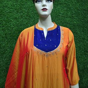 Ensemble de travail élégant coupe droite ShortKurti Daman avec Palazzo circulaire Dupatta Premium verre soie ethnique Khatali travail femmes Orange - Product Image 5