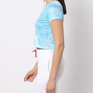 T-shirts personnalisés pour femmes Nouveau design Solide Blanc Respirant Style Coréen pour l'été Casual Crop Top T-shirts à vendre - Product Image 2