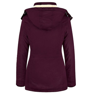 Chaqueta Parka para mujer diseñada para una calidez y flexibilidad confiables Chaqueta Parka para mujer hecha para un ajuste ligero y fácil de usar - Product Image 2