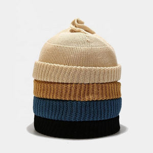 Gorro de algodón de invierno de alta calidad para hombres y mujeres, cómodo diseño a cuadros a prueba de viento, gorro de calle más vendido - Product Image 2