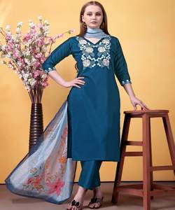 FANTAISIE RAYON SLUB SEQUENCE BRODERIE TRAVAIL HAUT BAS DUPATTA INDIEN PAKISTANI WEAR PRIX DE GROS VÊTEMENT ETHNIQUE TEAL KURTA ENSEMBLE - Product Image 1