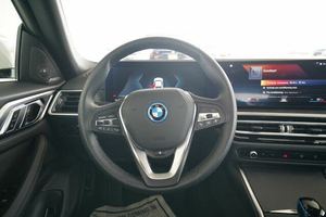 Offre Spéciale : BMW i4 eDrive40 Gran Coupé FWD d'occasion 2023 - PRÊT À EXPÉDIER - Product Image 2