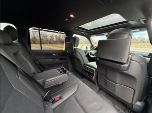 (GN) Envío Rápido, Auto Usado LX600 2023 de Lujo con Bajo Kilometraje - Product Image 4