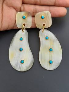 Pendientes de cuerno hechos a mano de moda para uso diario Fabricante de productos de India - Product Image 6