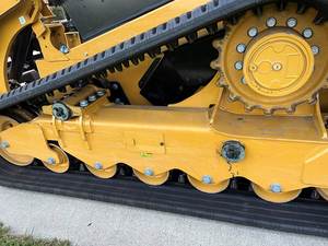 2023 Cat flow XPS TRACK 299D3-High ลื่นไถลรถตักขนาดเล็กพร้อมระบบแค็บระดับพรีเมี่ยมและเทคโนโลยีอัจฉริยะ - Product Image 6